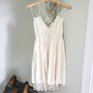 Paper Crane womens spaghetti strapped off white linen dress in Sz. Sm.